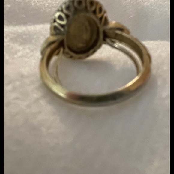 Avon Ring & Matching Pendant - Picture 5 of 10